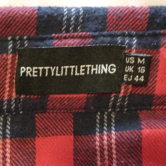PRETTYLITTLETHING Red and Navy Plaid Soft Flannel Button Up Shirt - Picture 4 of 6